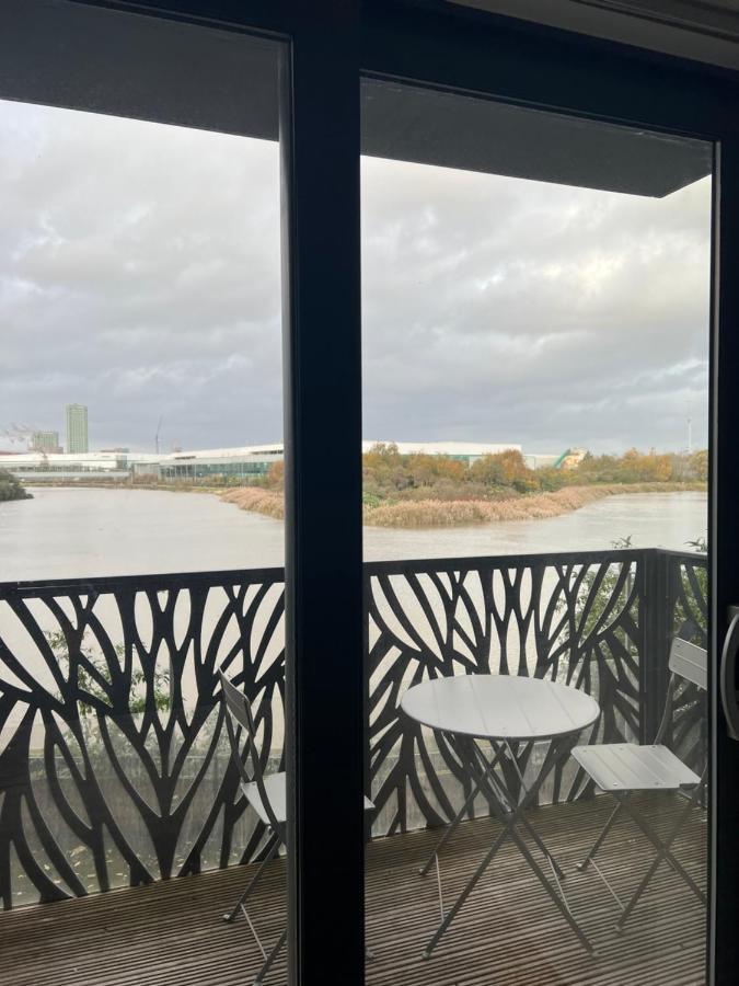 1 Bed Flat Near Canary Wharf, O2 Apartamento Londres Exterior foto